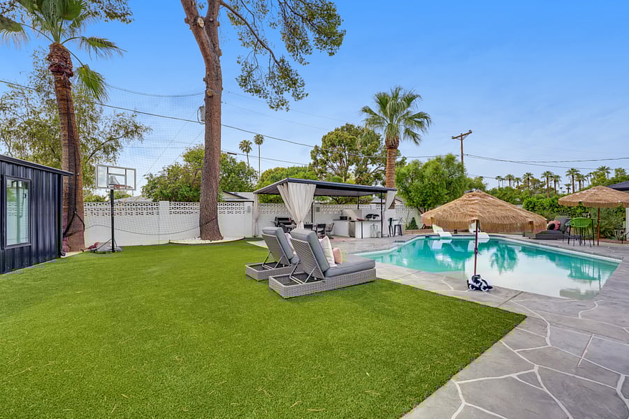 Furnished Finder property 745653_1 photo 1