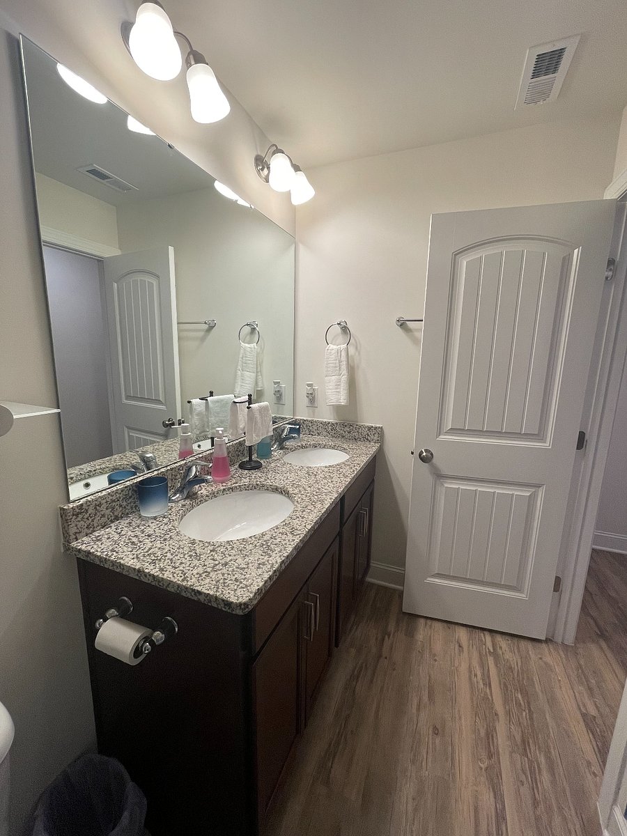 Furnished Finder property 745658_1 photo 11