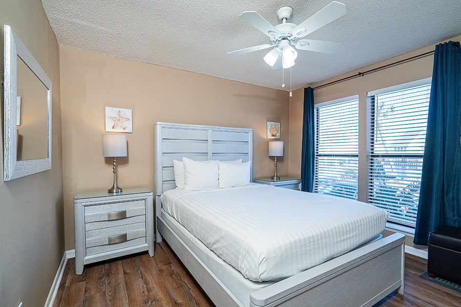 Bedroom 2 with Queen bed, and TV