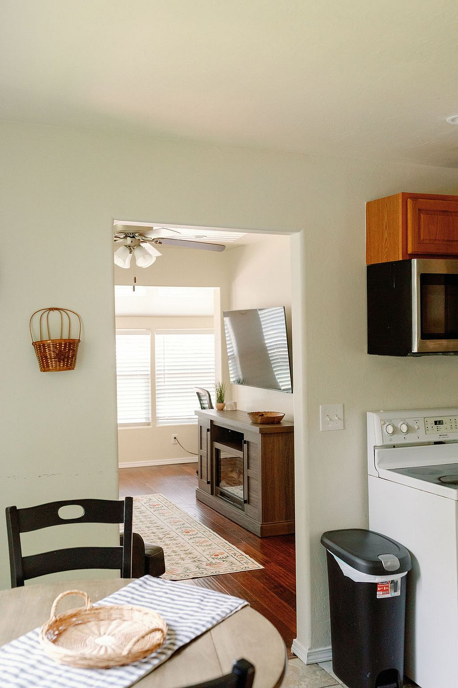 Furnished Finder property 745685_1 photo 16
