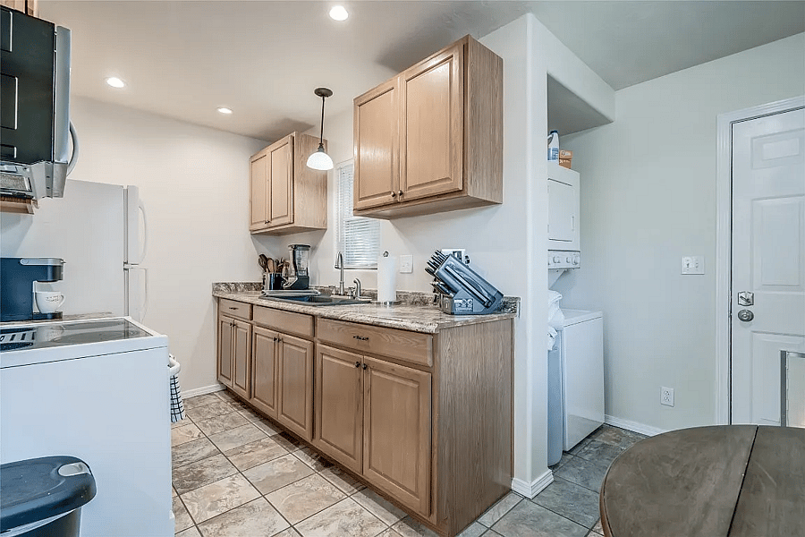 Furnished Finder property 745685_1 photo 6