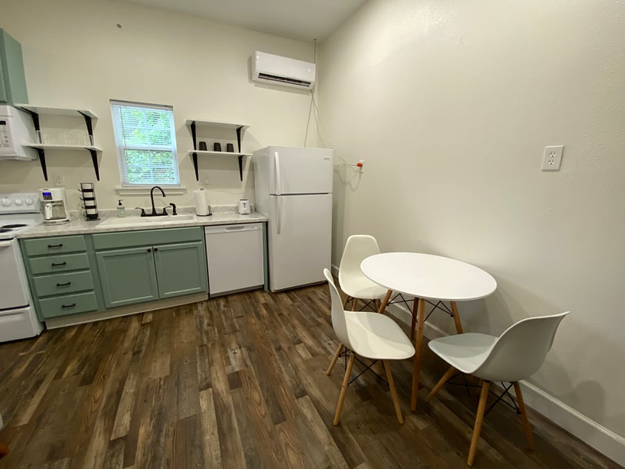 Furnished Finder property 745721_1 photo 4
