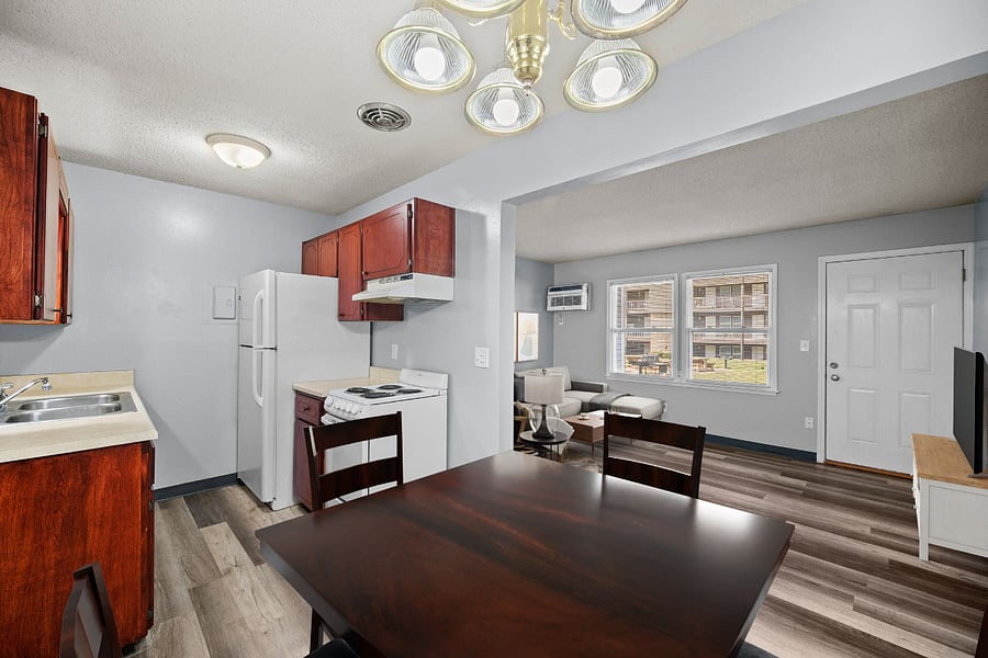 Furnished Finder property 745723_15 photo 3
