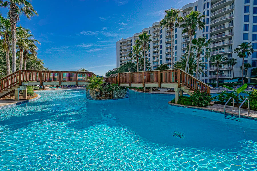 Make a splash or relax the day away at the sparkling communal pool