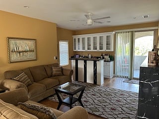 Lounge area with bar