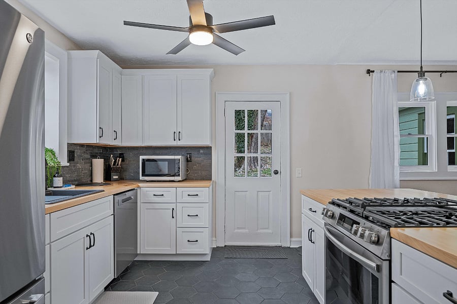 Furnished Finder property 745778_1 photo 14