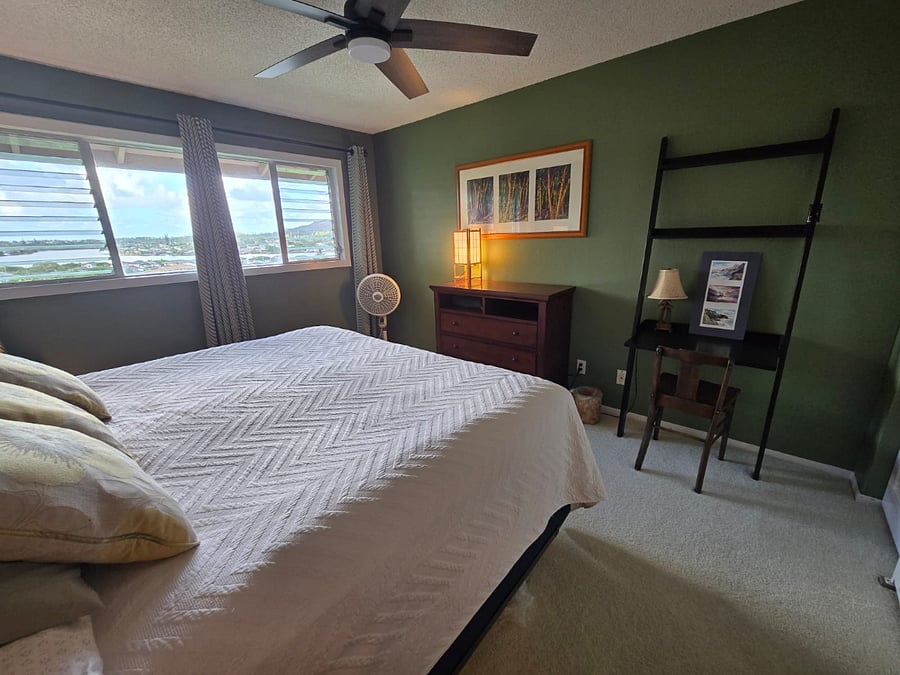 Upstairs bedroom with king-size bed