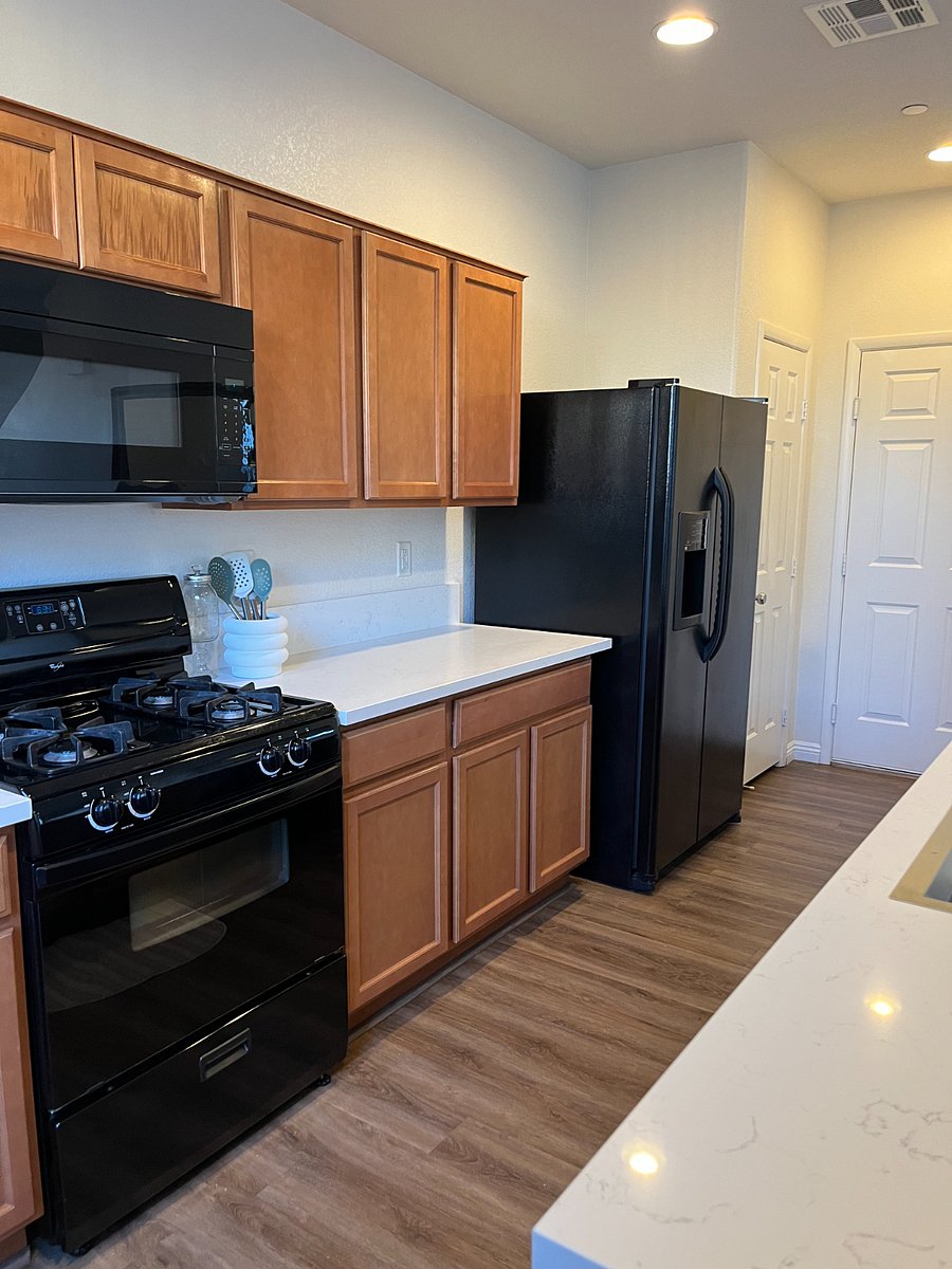 Furnished Finder property 745857_1 photo 4