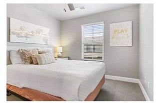 Second bedroom with queen bed