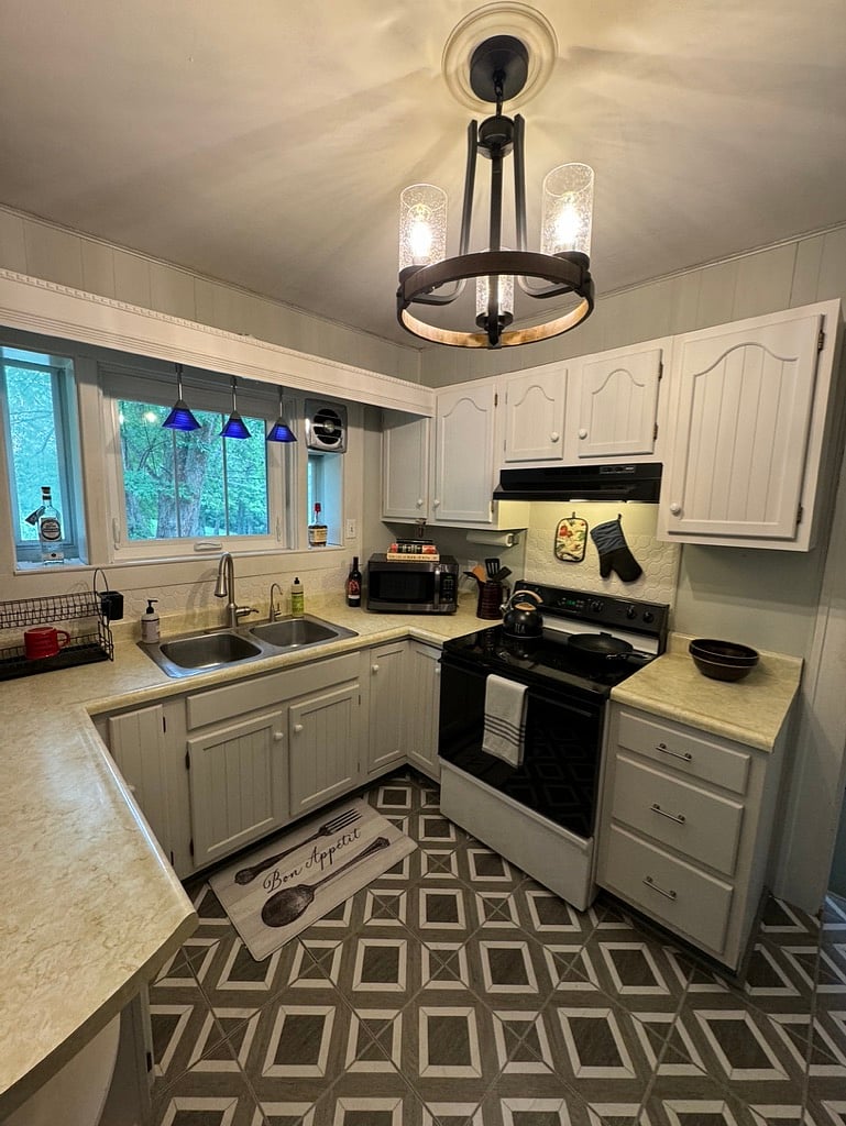Furnished Finder property 745927_1 photo 6