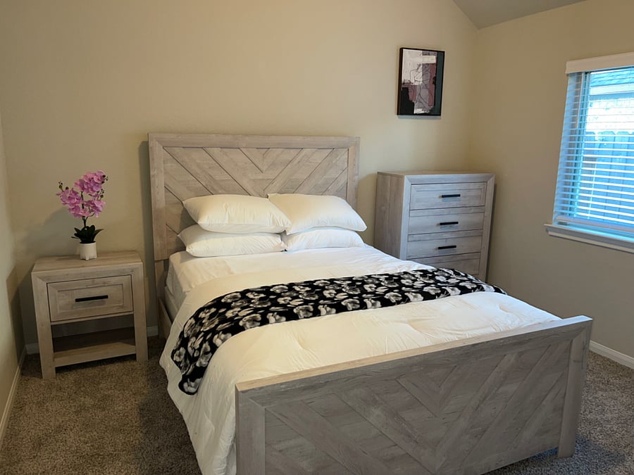 Furnished Finder property 745964_1 photo 3