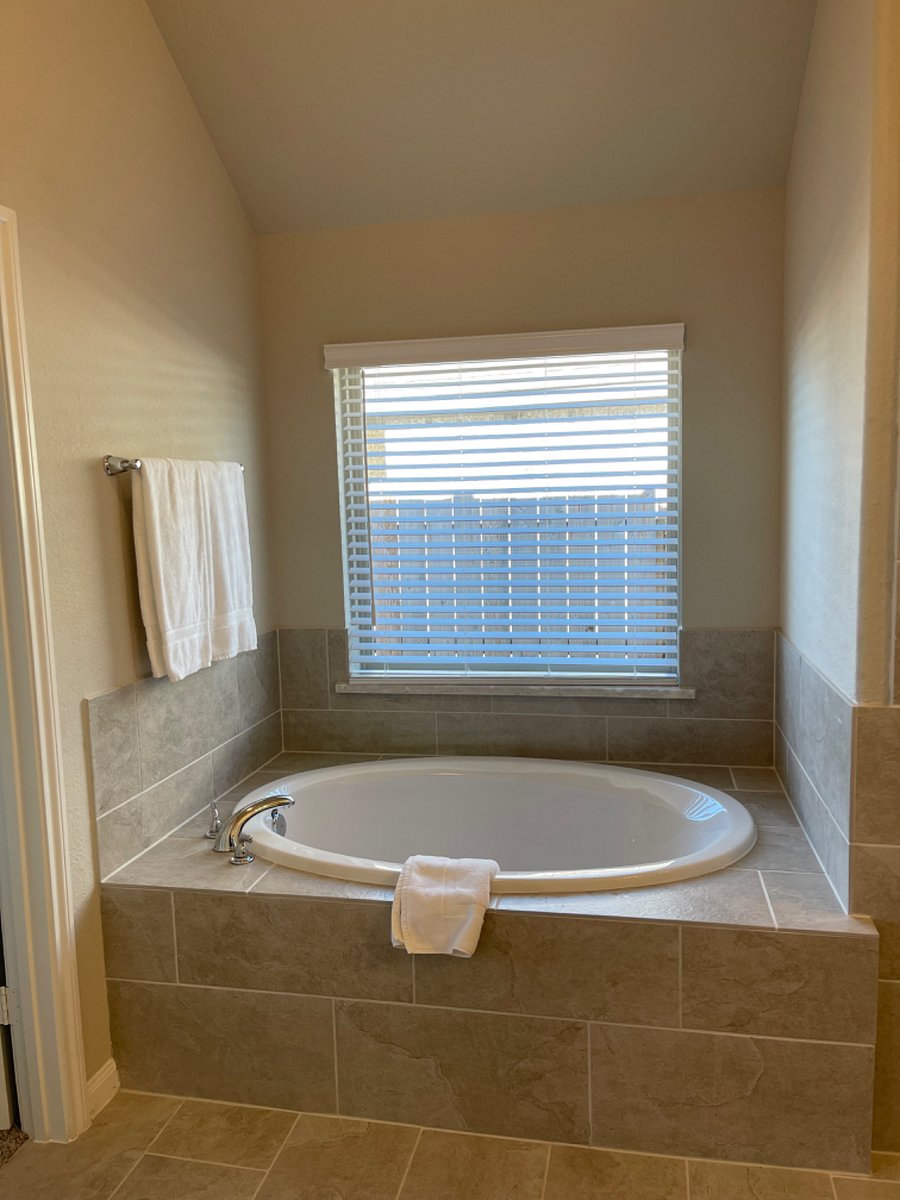 Furnished Finder property 745964_1 photo 14