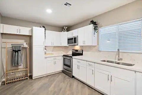 Furnished Finder property 745977_1 photo 8