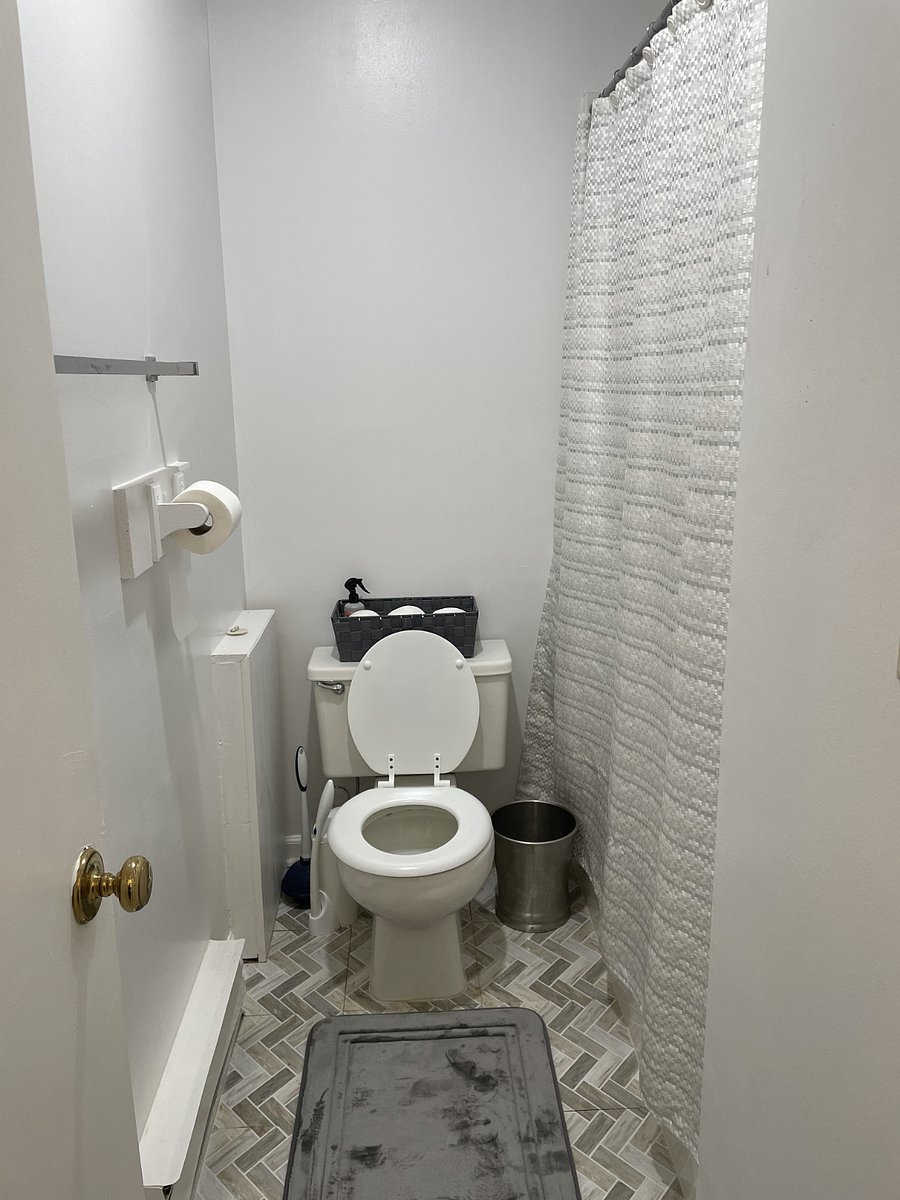 Full Bath