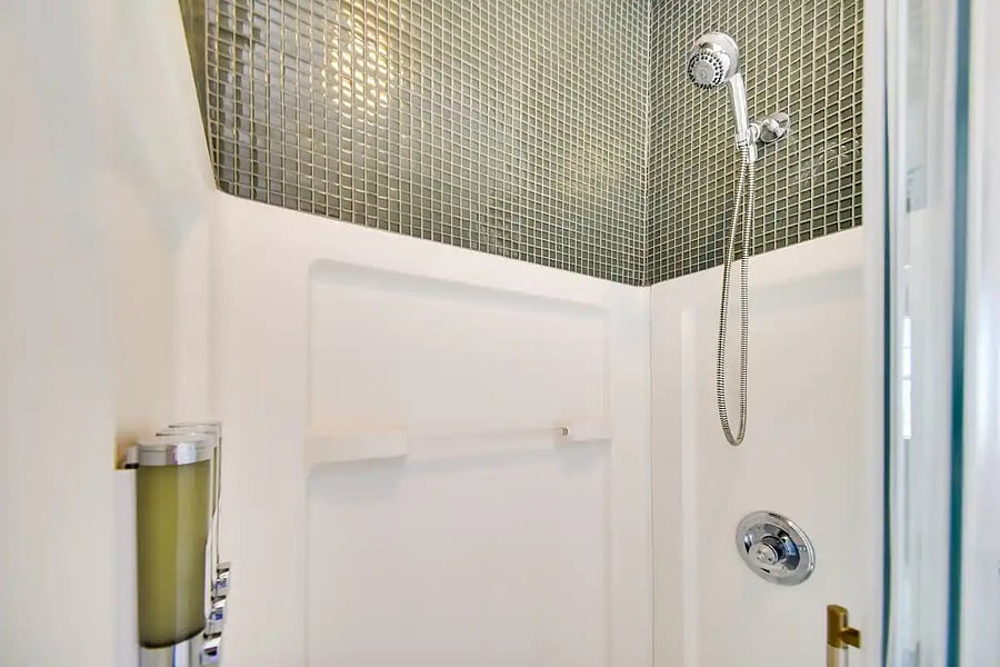 Furnished Finder property 746052_1 photo 13