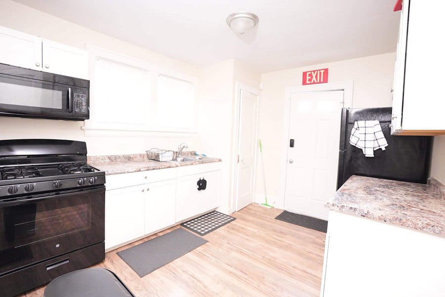 Furnished Finder property 746086_1 photo 9