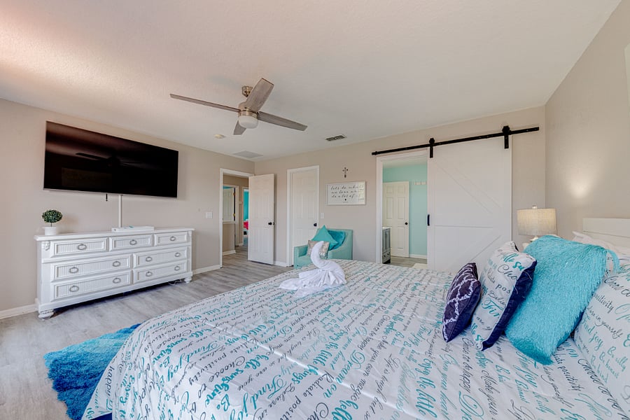 Furnished Finder property 746137_1 photo 24