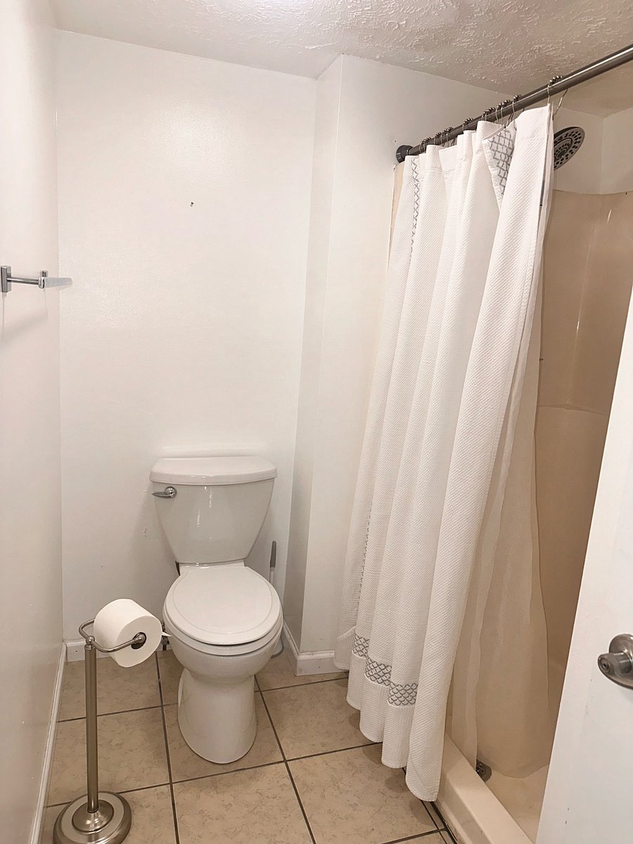 Furnished Finder property 746142_1 photo 16