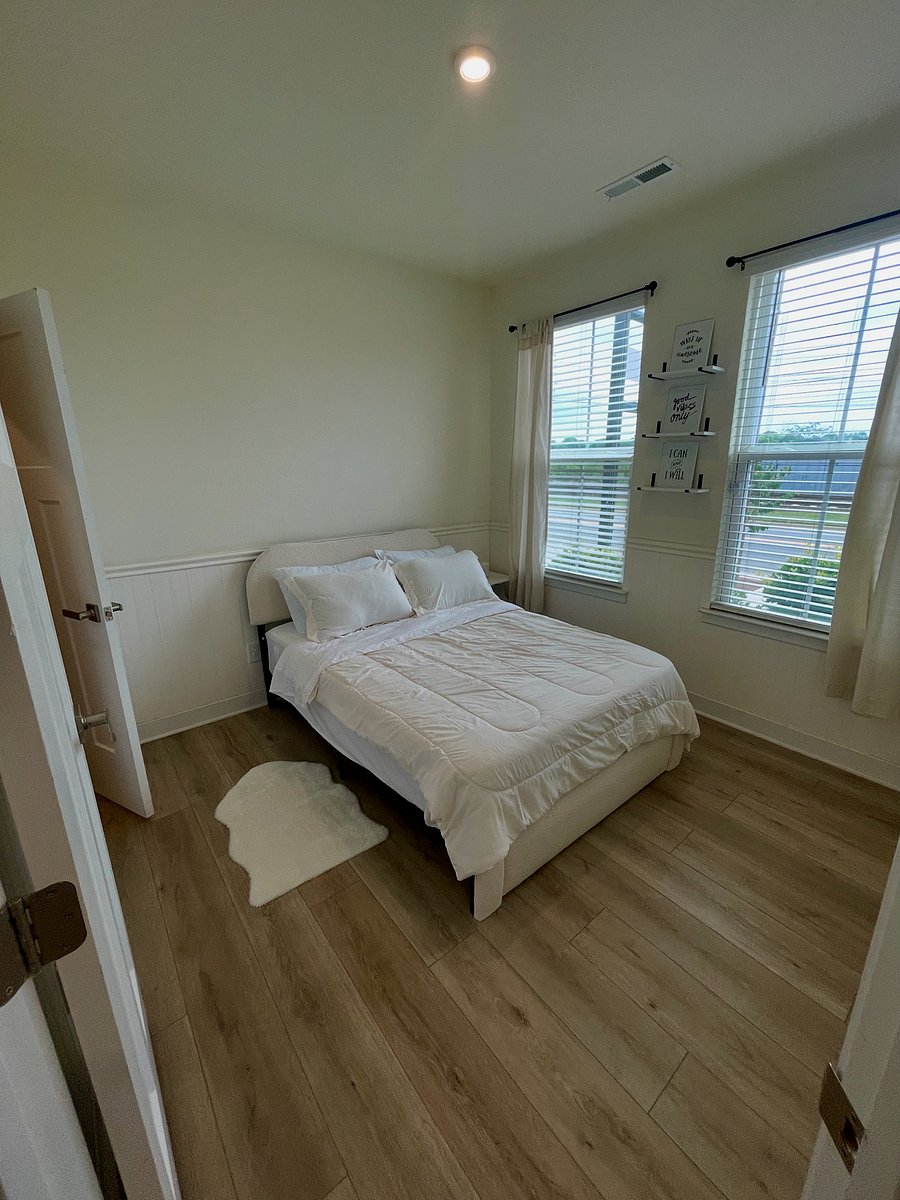 Furnished Finder property 746159_1 photo 5