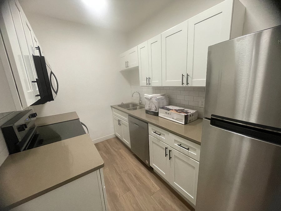 Furnished Finder property 746172_3 photo 7