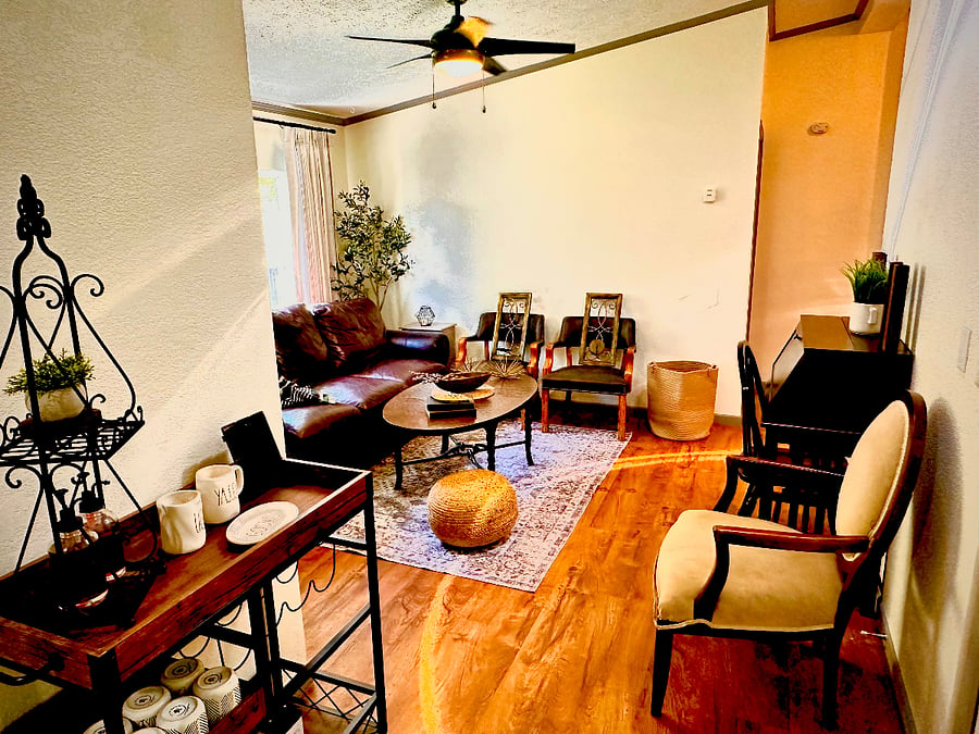 Furnished Finder property 746196_1 photo 11