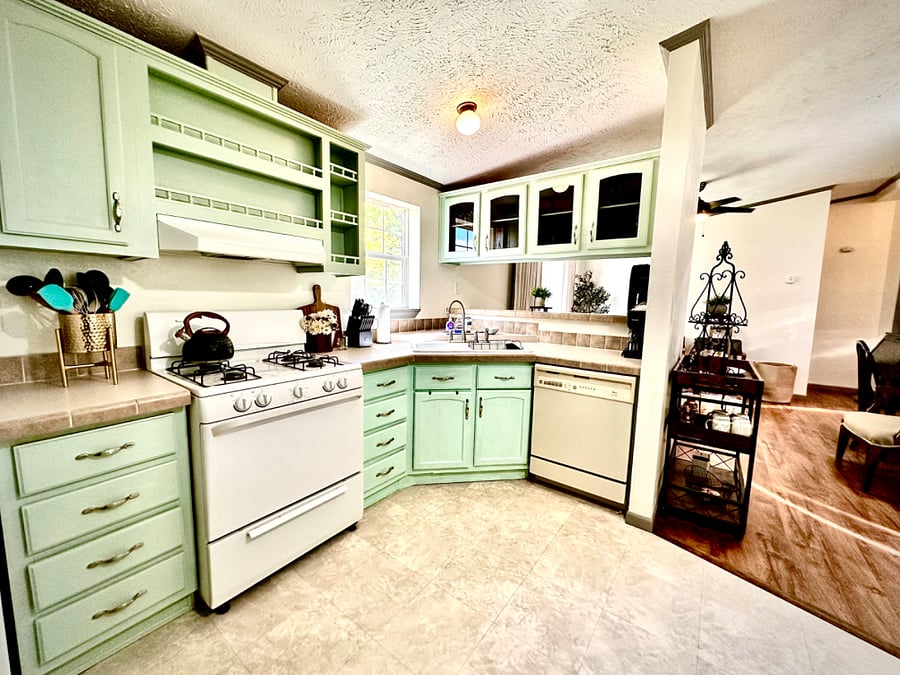 Furnished Finder property 746196_1 photo 13