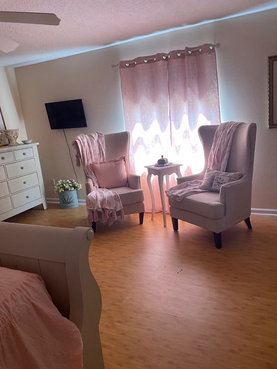 Furnished Finder property 746198_1 photo 8