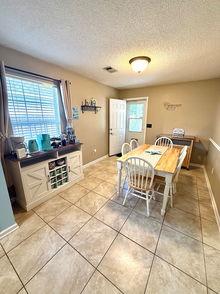 Furnished Finder property 746282_1 photo 10
