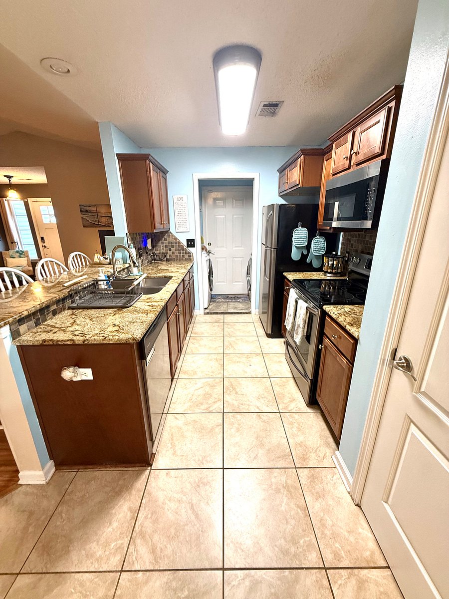 Furnished Finder property 746282_1 photo 9