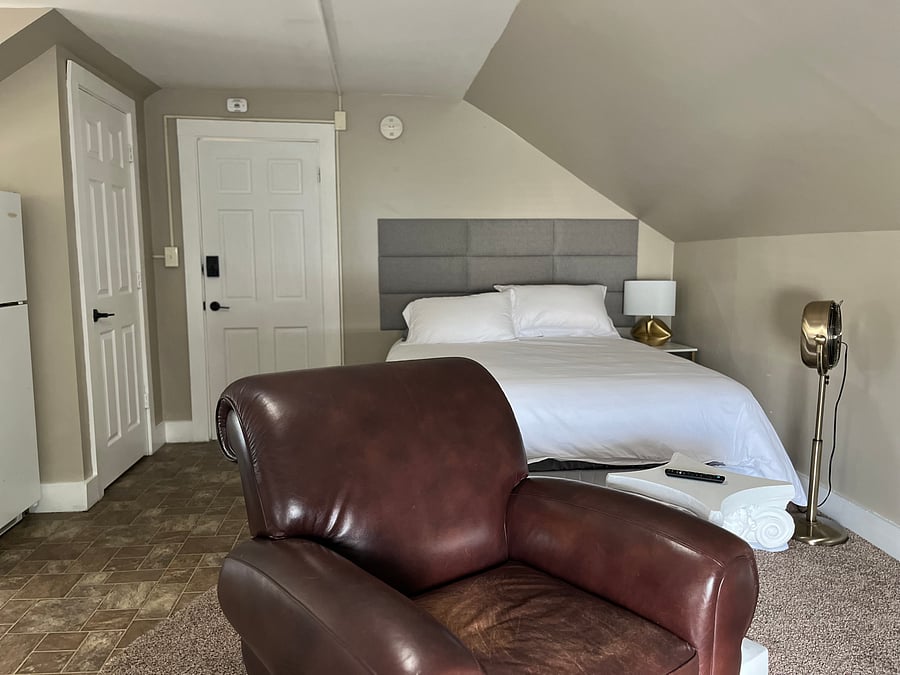 Furnished Finder property 746302_5 photo 9
