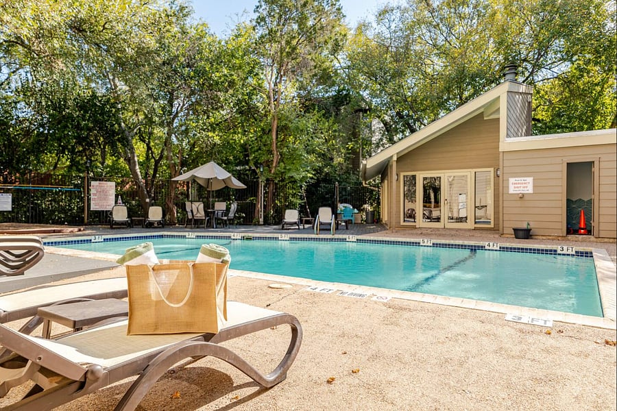 Community pool