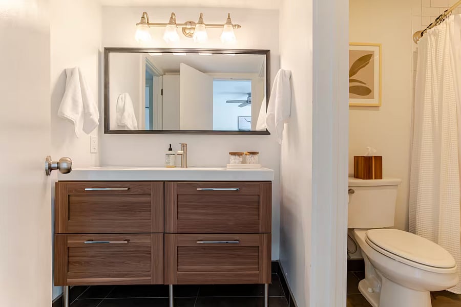Main Bathroom ( Upstairs - connected to primary bedroom )