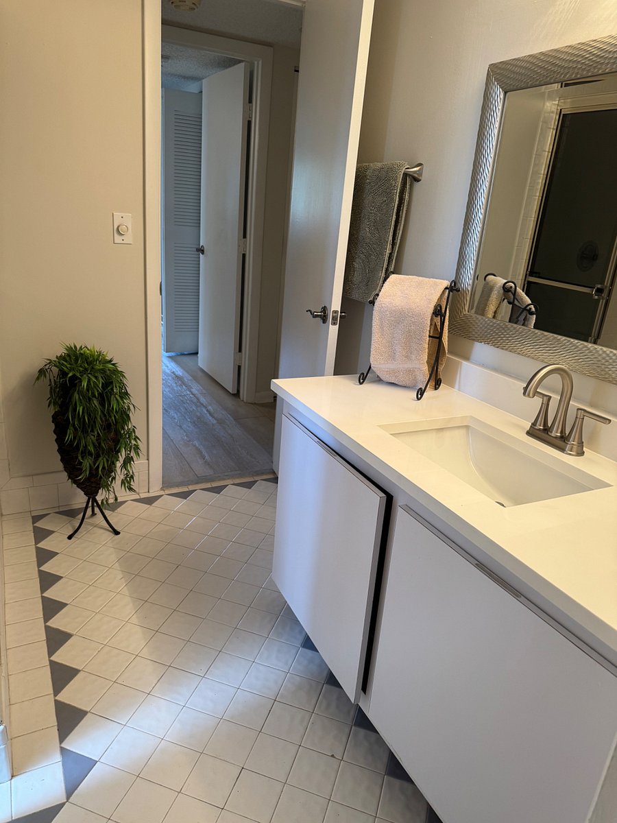 Furnished Finder property 746359_1 photo 11
