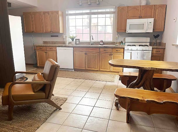 Furnished Finder property 746444_1 photo 6
