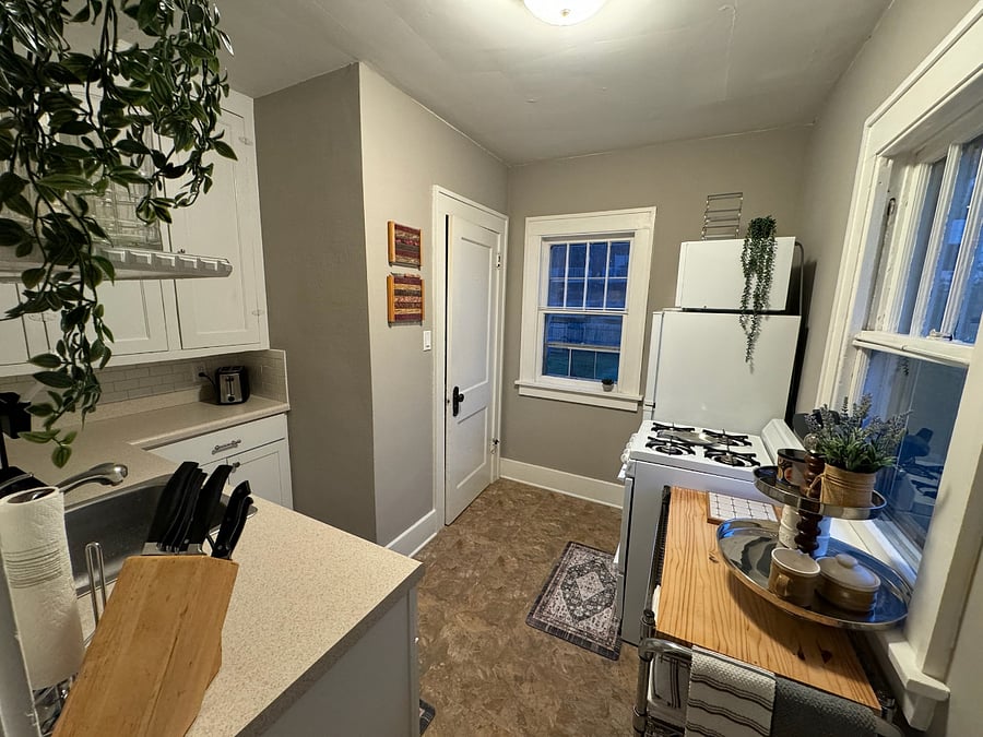 Furnished Finder property 746508_1 photo 10