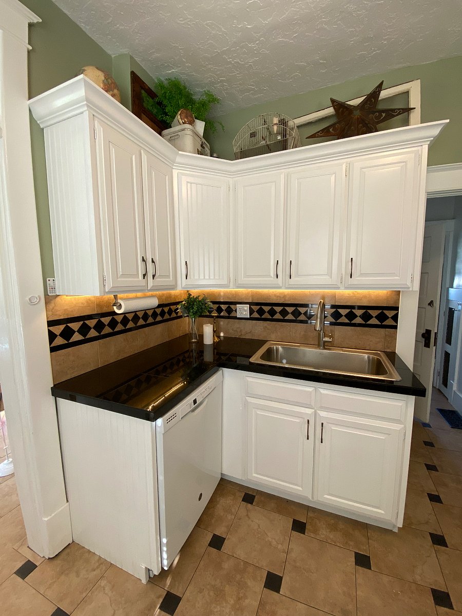 Furnished Finder property 746517_1 photo 22