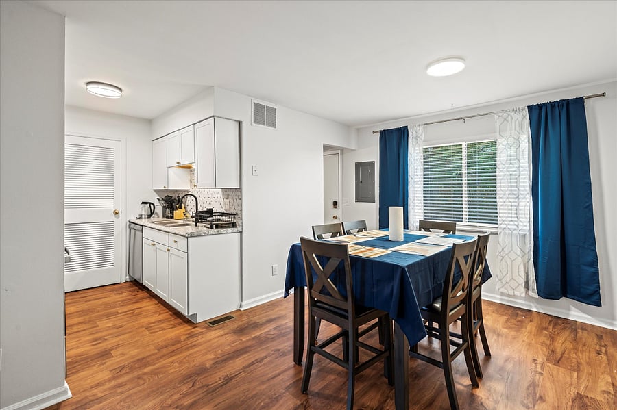 Furnished Finder property 746564_1 photo 11