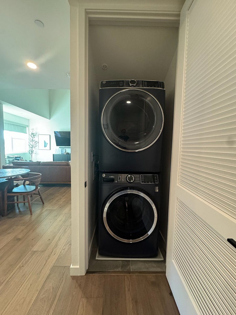 Furnished Finder property 746570_1 photo 11