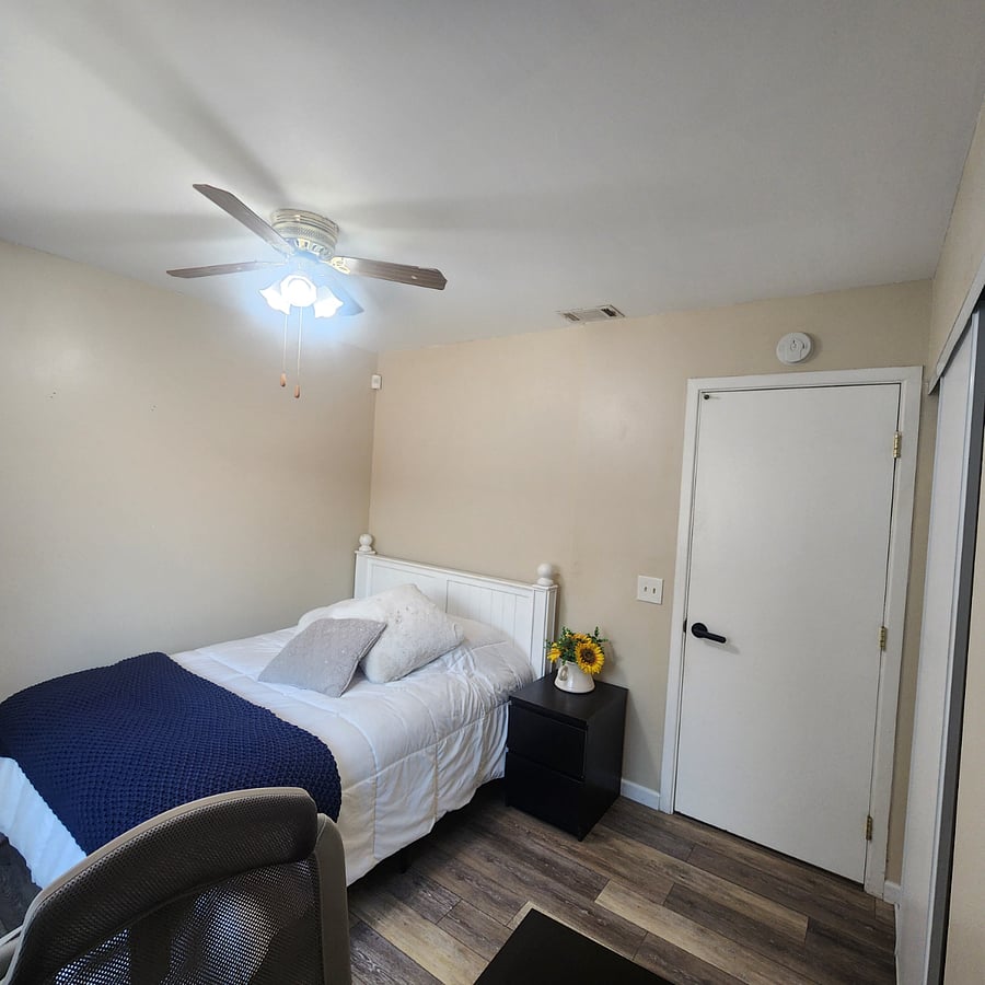 Furnished Finder property 746581_1 photo 8