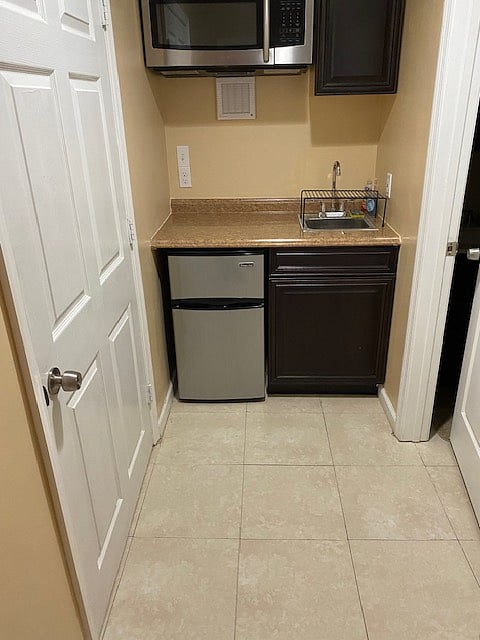 Furnished Finder property 746591_1 photo 6