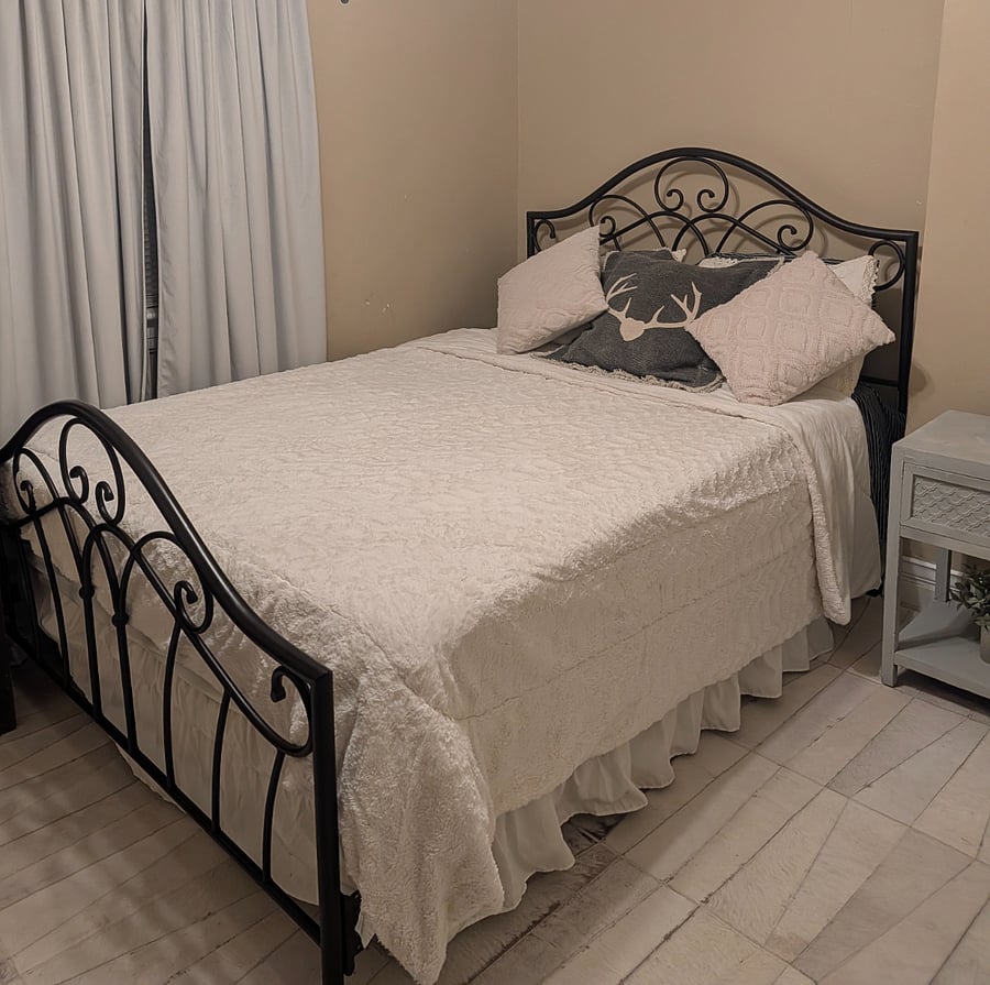 Bedroom #1
