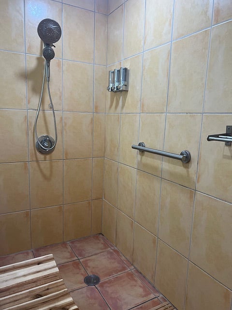 Furnished Finder property 746603_1 photo 3