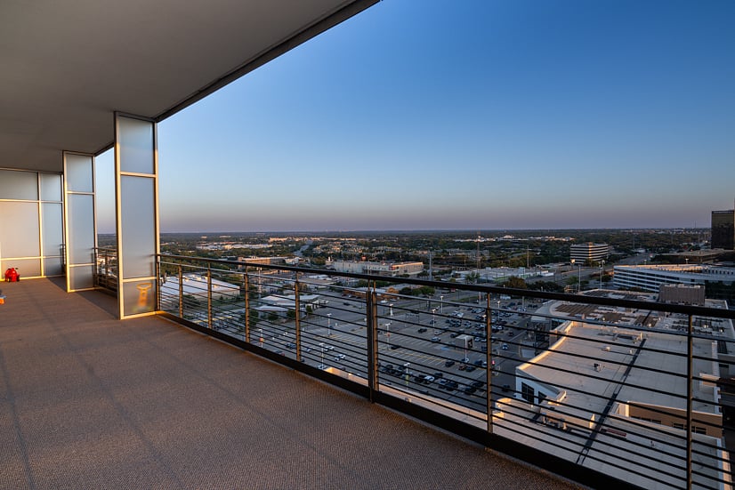 Open views with lots of light