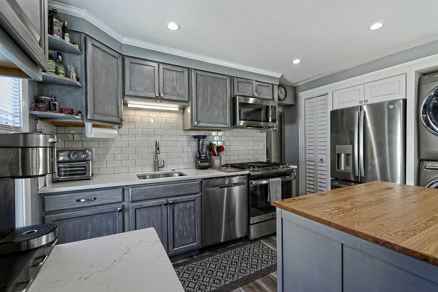 #10 Kitchen
