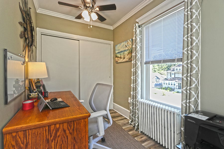 #10 2nd floor Office area off Living Roon
