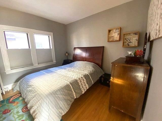 Second Bedroom - North Facing windows with blackout blinds- Queen bed - Large Closet