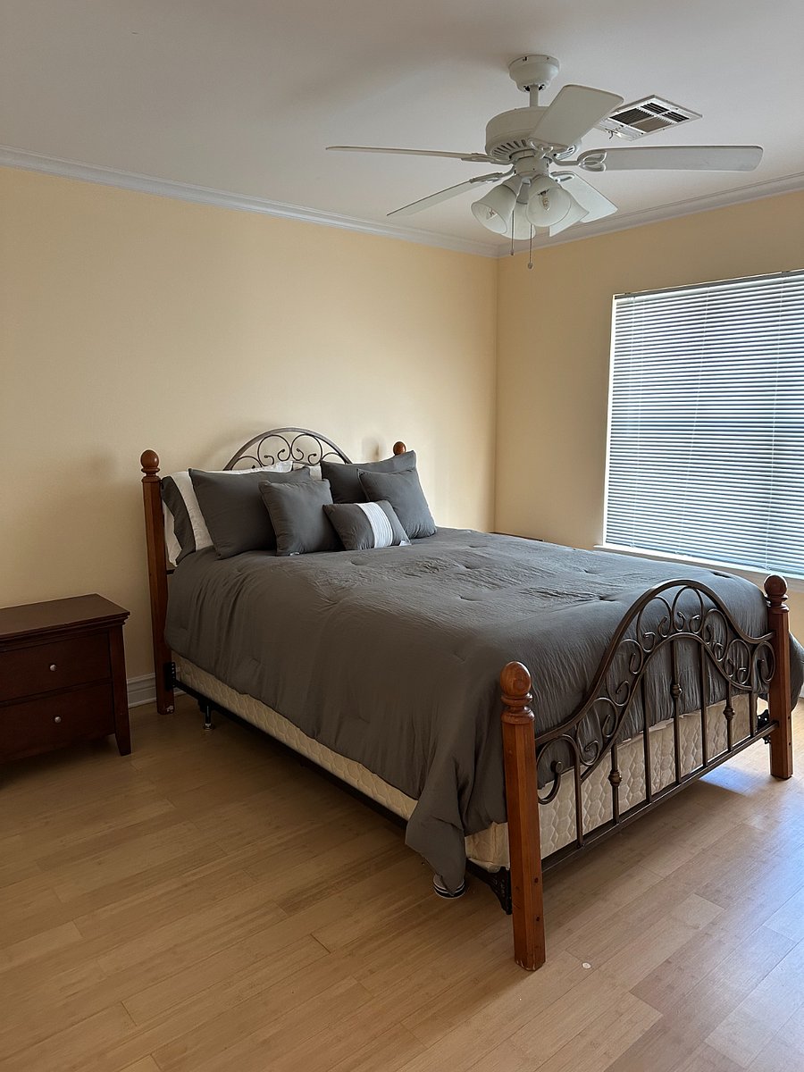 Guest Bedroom 1