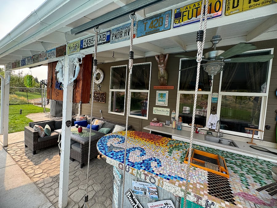 TikiBar area