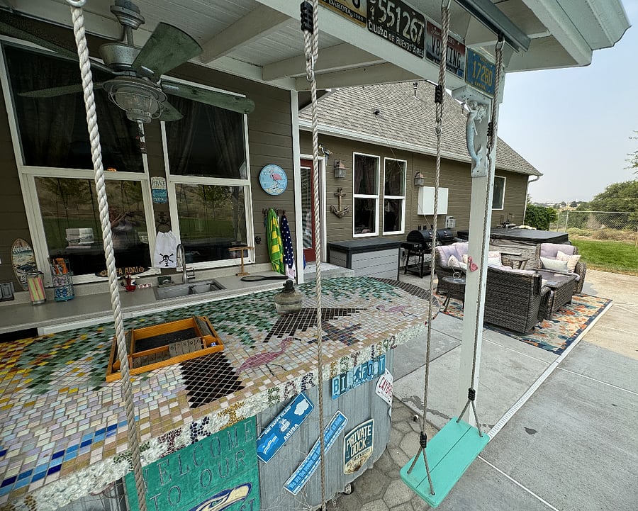 TikiBar area