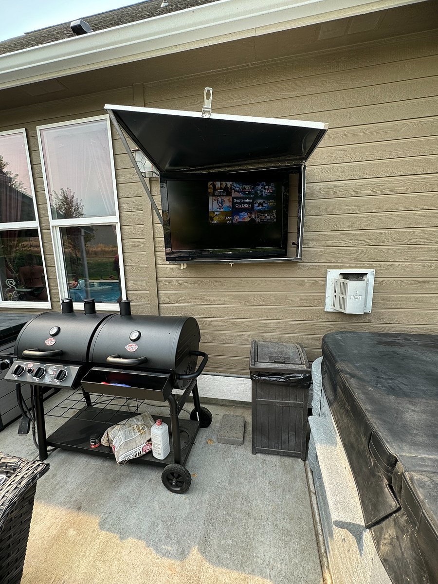 BBQ and TV over Hot Tub